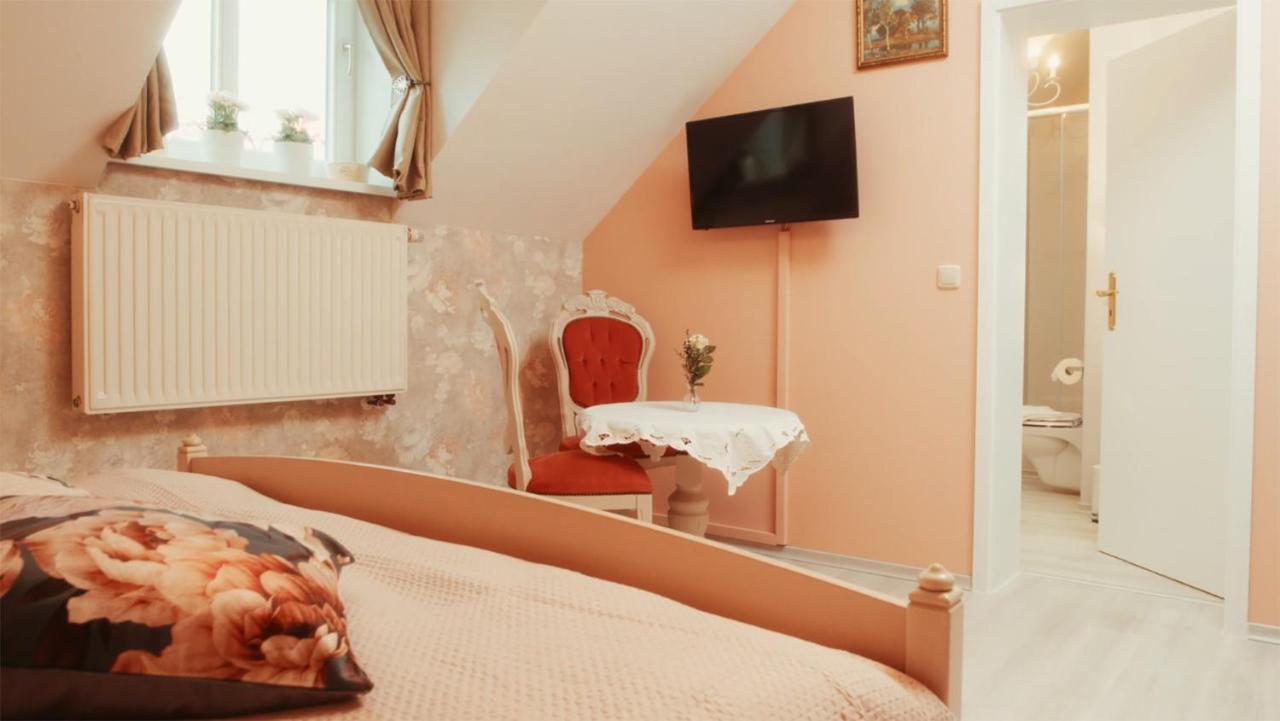 Anker Hotel Arneburg Ngoại thất bức ảnh
